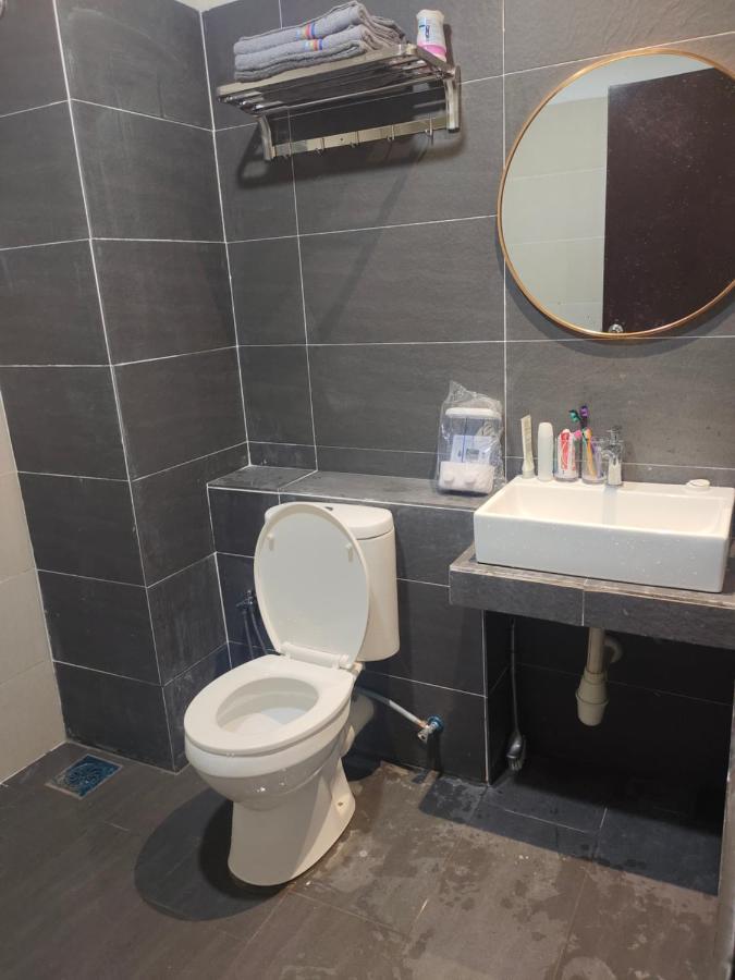 Alish Studio Apartment With Pool, Netflix, Wifi Gua Musang Exterior foto
